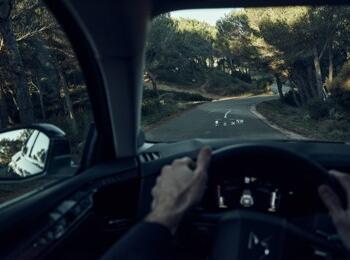 Connect PLUS - fedezze fel a távoli horizontokat Connect PLUS - fedezze fel a távoli horizontokat